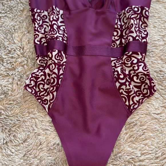 Victoria’s Secret Onesie Lingerie - Picture 3 of 9